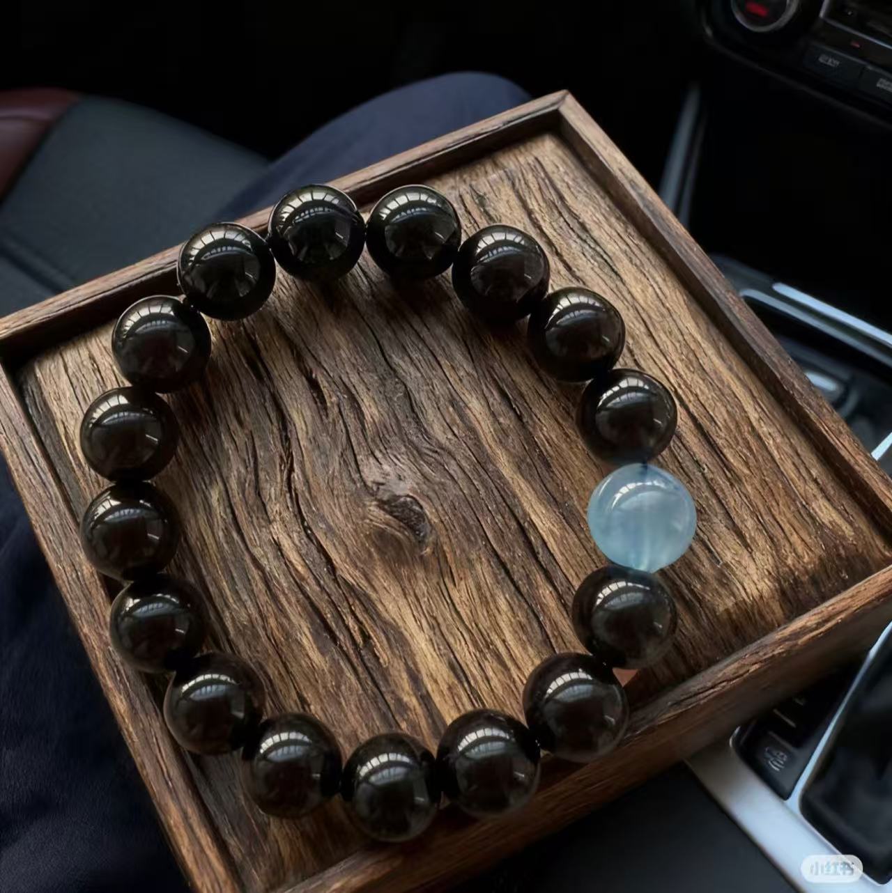 Obsidian’s "Emotional Stability" Energy: Perfect for High-Pressure Industries & Sensitive Individuals