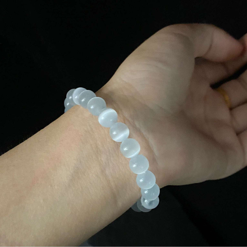 Tiger Eye Bracelet - Women’s Stylish Crystal Accessory